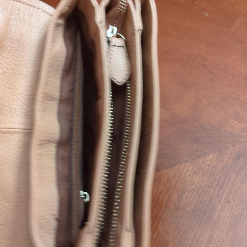 BCBG BCBGMaxAzria nude small shoulder bag - Picture 6 of 7
